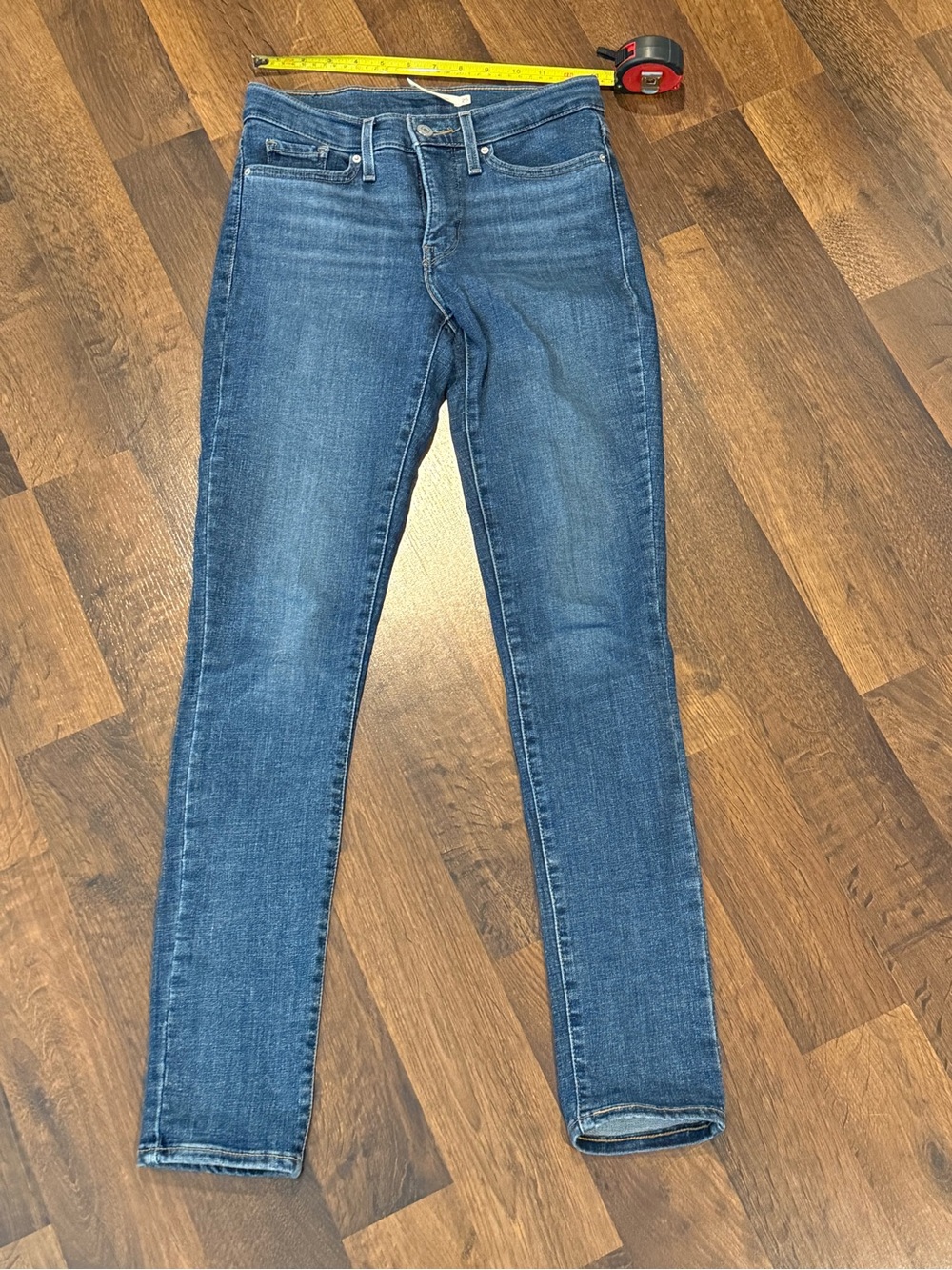 Levi’s 311 Shaping Skinny Jeans (size 25x30)
